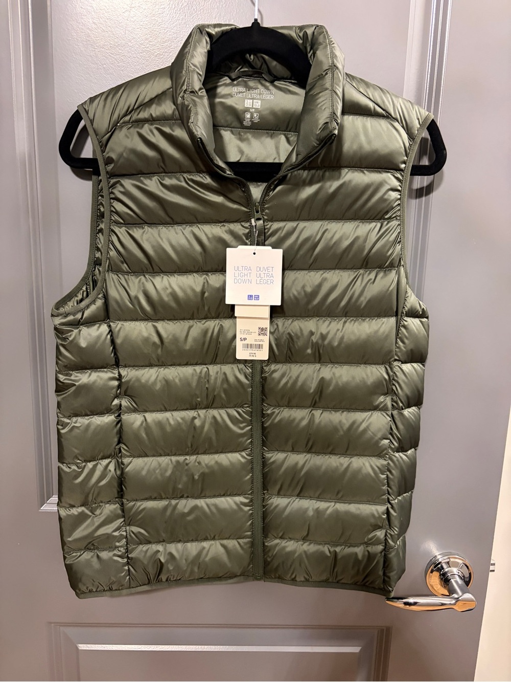 Uniqlo Olive Green Ultra Light Down Puffer Vest